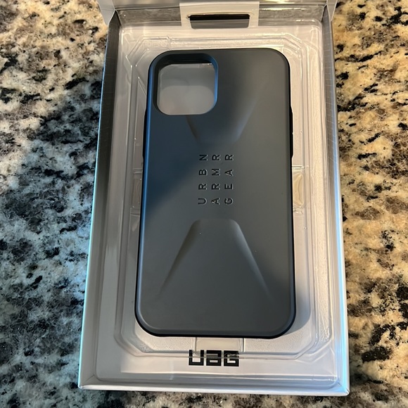 Urban Armor Gear- Phone case- iPhone 12 & 12 pro - Picture 2 of 3